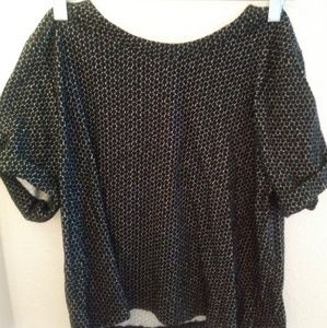 Forever 21 black&white pattern crop top